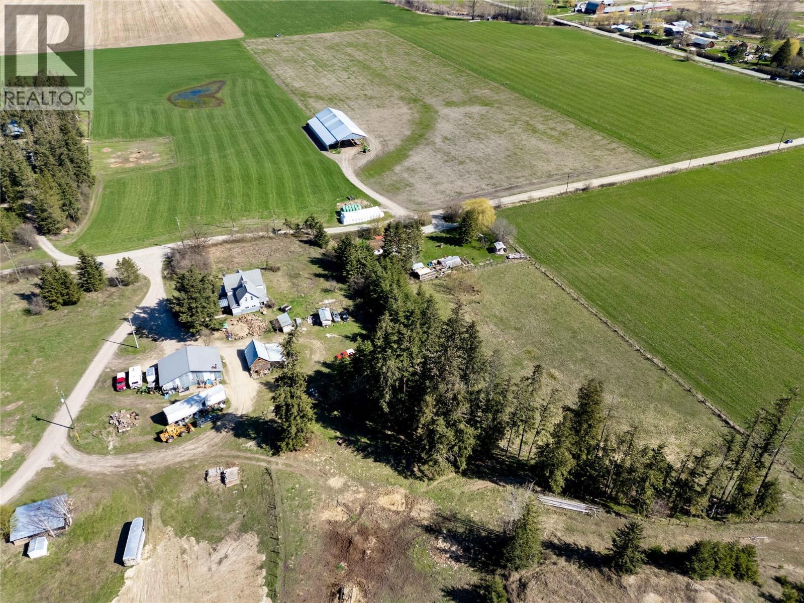3135 Edes Road, Salmon Arm, BC - Outdoor With View