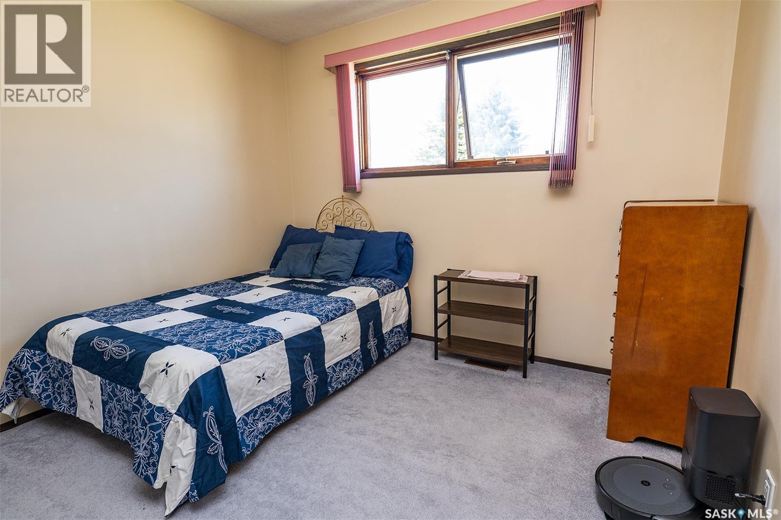 512 9Th Street E, Wynyard, SK - Indoor Photo Showing Bedroom
