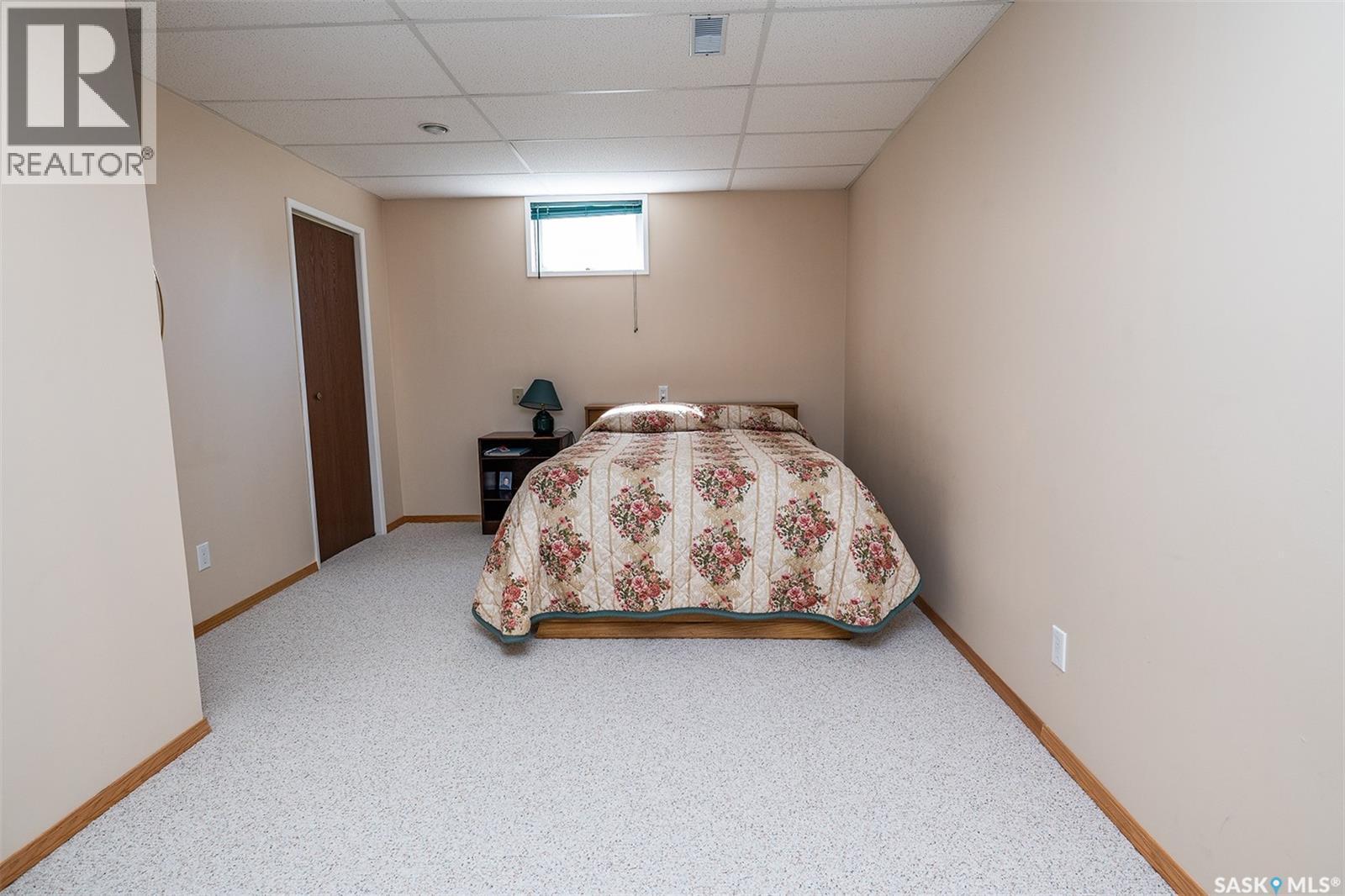 512 9Th Street E, Wynyard, SK - Indoor