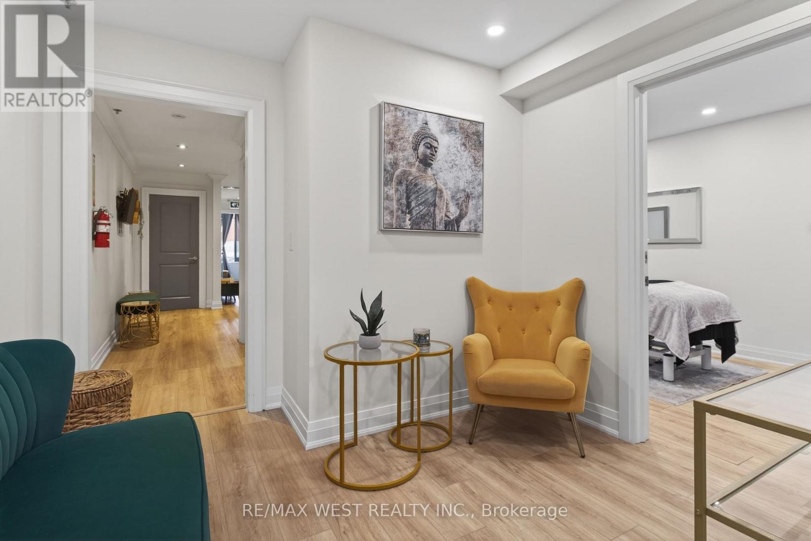 10 - 160 Cidermill Avenue, Vaughan, ON