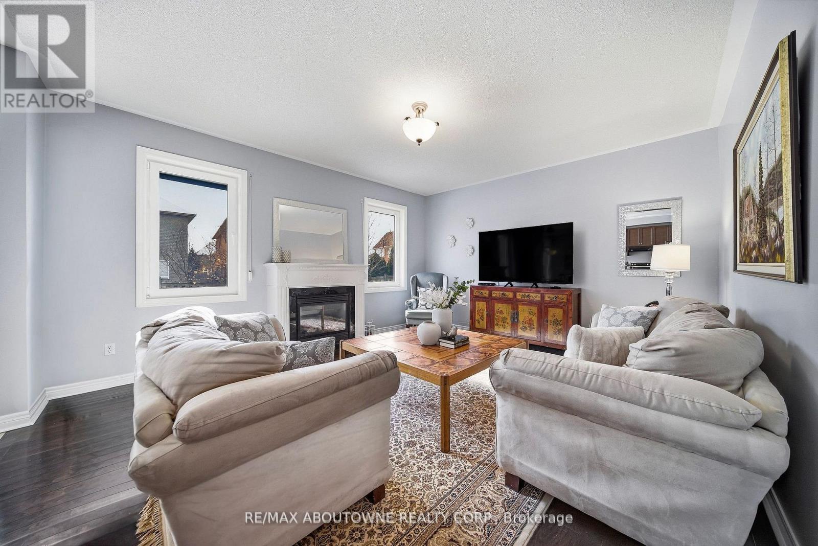 2070 Willhaven Trail, Oakville, ON - Indoor Photo Showing Living Room With Fireplace