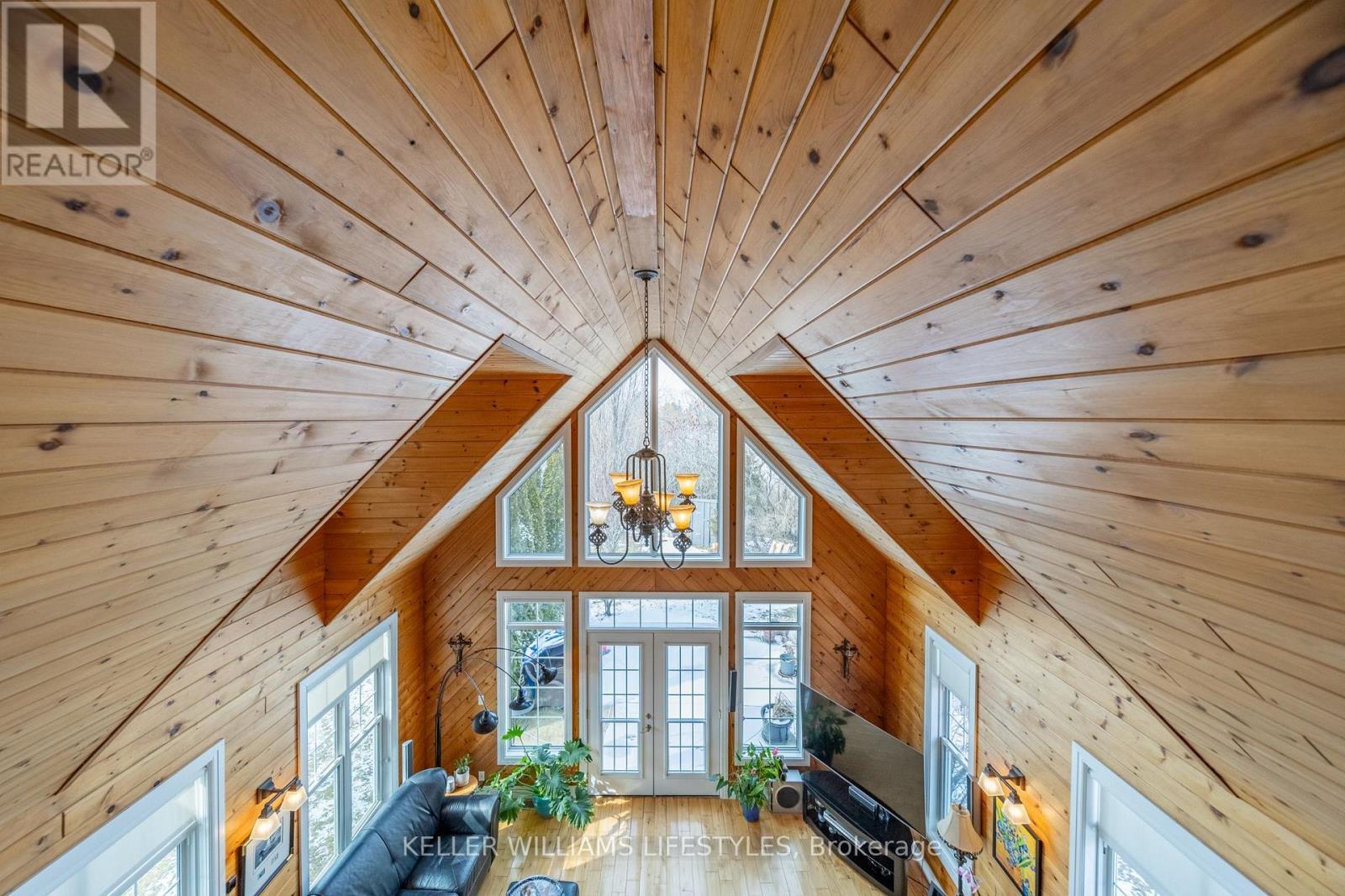 73028 Denise Court, Bluewater (Zurich), ON - Indoor Photo Showing Other Room