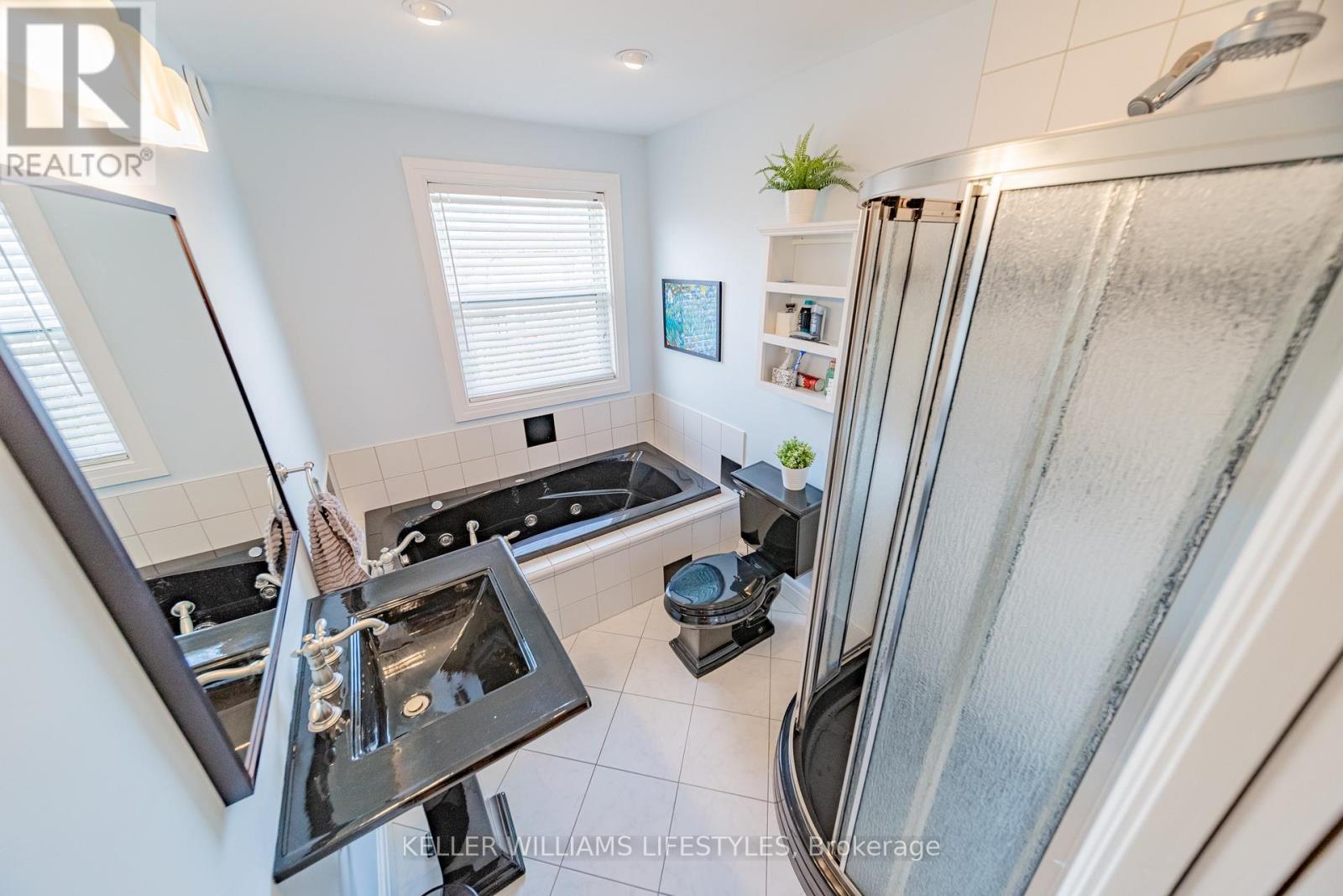 73028 Denise Court, Bluewater (Zurich), ON - Indoor