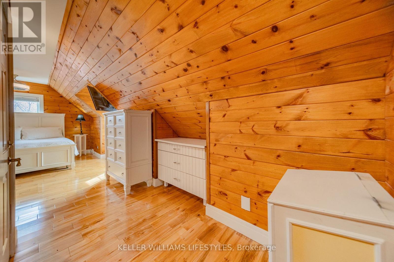 73028 Denise Court, Bluewater (Zurich), ON - Indoor