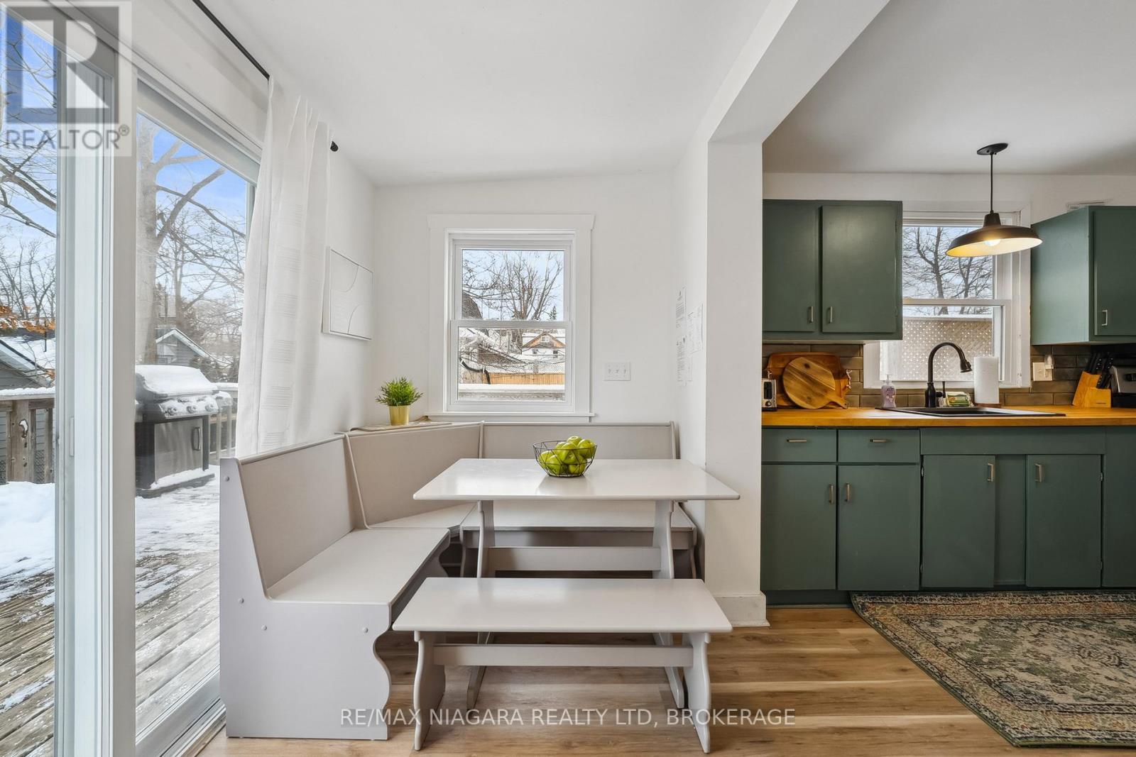 248 Lincoln Road W, Fort Erie (Crystal Beach), ON - Indoor Photo Showing Other Room