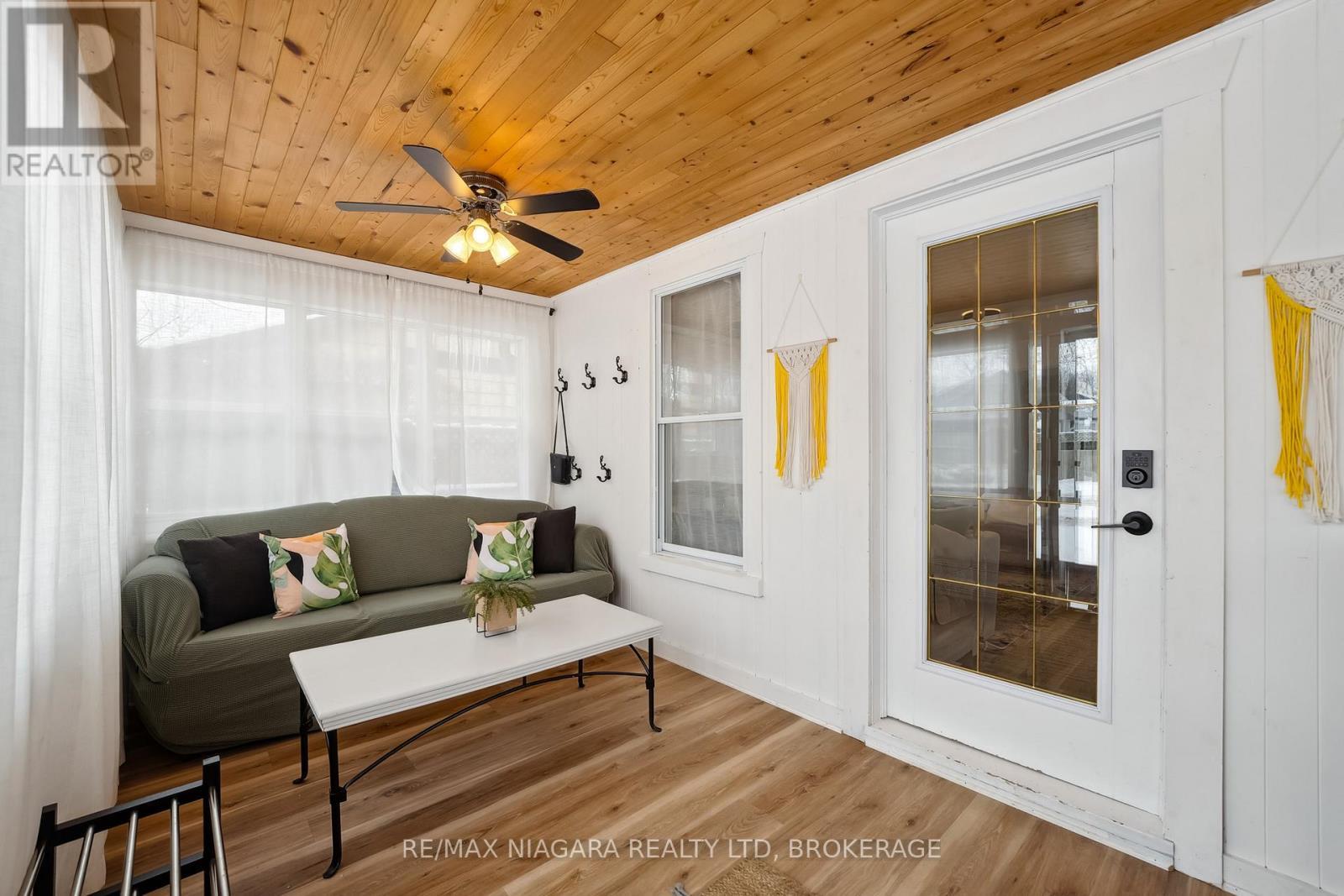 248 Lincoln Road W, Fort Erie (Crystal Beach), ON -