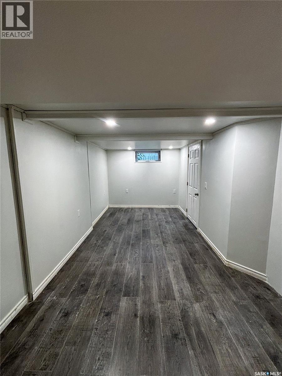 1306 B Avenue N, Saskatoon, SK - Indoor Photo Showing Basement