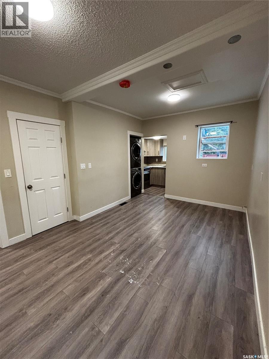 1306 B Avenue N, Saskatoon, SK - Indoor Photo Showing Other Room