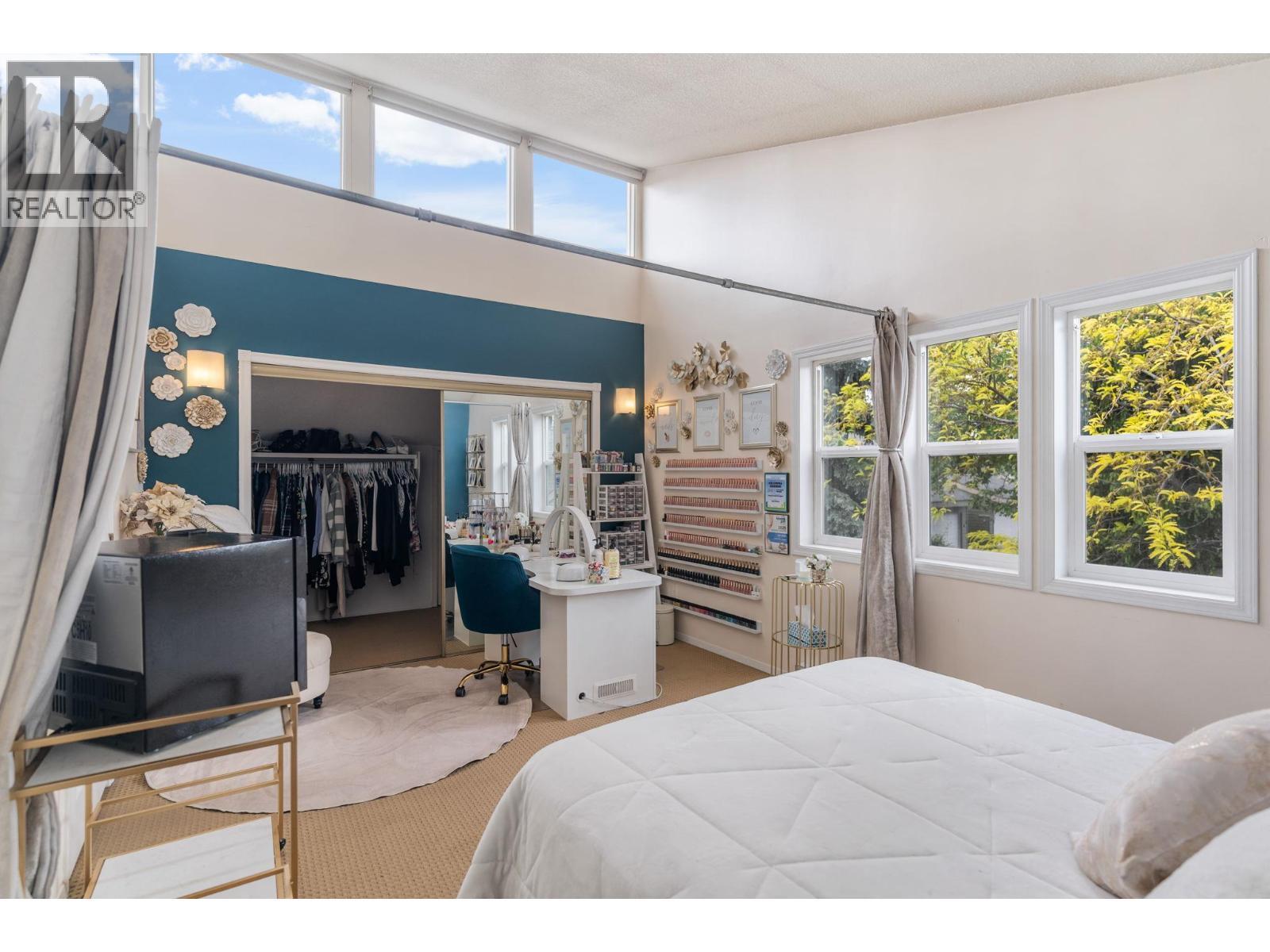 1950 Burtch Road Unit# 13, Kelowna, BC - Indoor Photo Showing Bedroom
