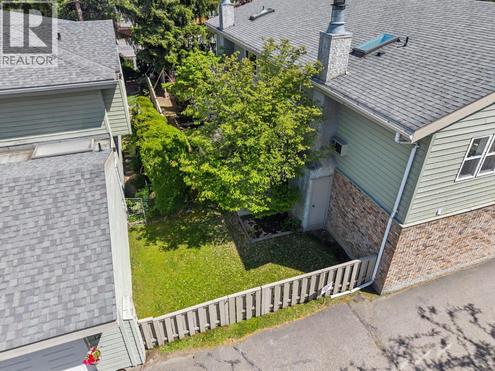 1950 Burtch Road Unit# 13, Kelowna, BC - Outdoor With Exterior