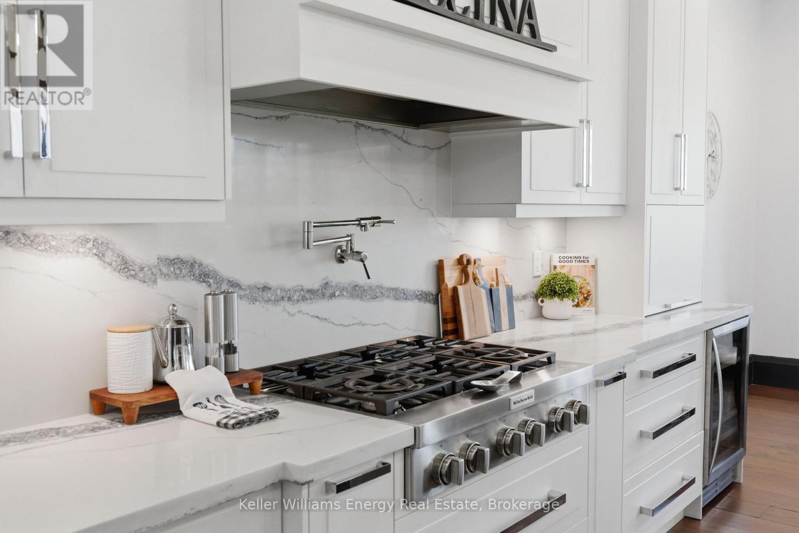 143 River Street, Scugog, ON - Indoor Photo Showing Kitchen