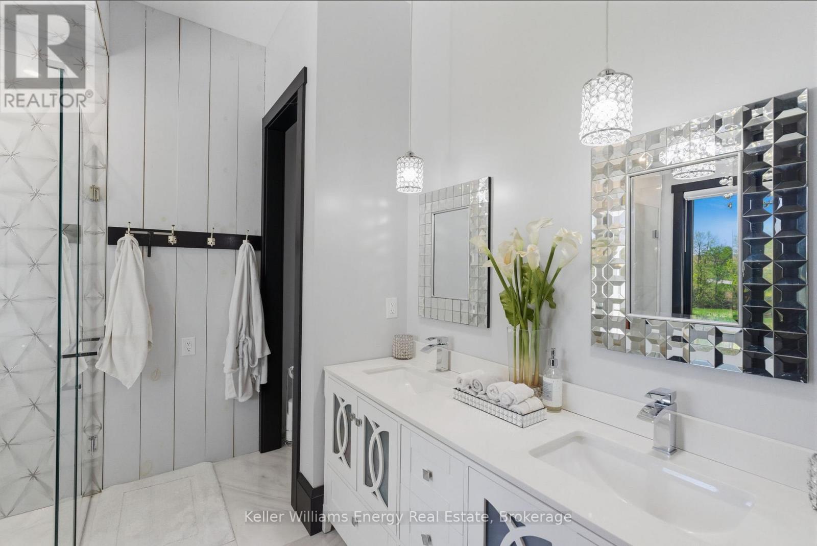 143 River Street, Scugog, ON - Indoor Photo Showing Bathroom