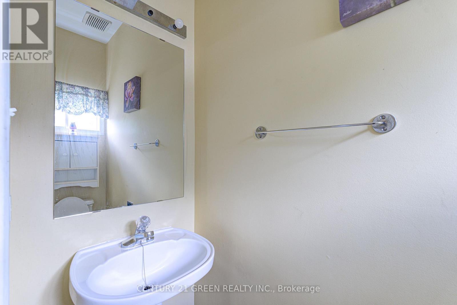 3 Desert Sand Drive, Brampton, ON - Indoor Photo Showing Bathroom