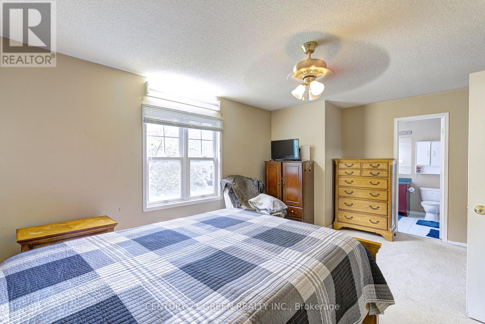 3 Desert Sand Drive, Brampton, ON - Indoor Photo Showing Bedroom