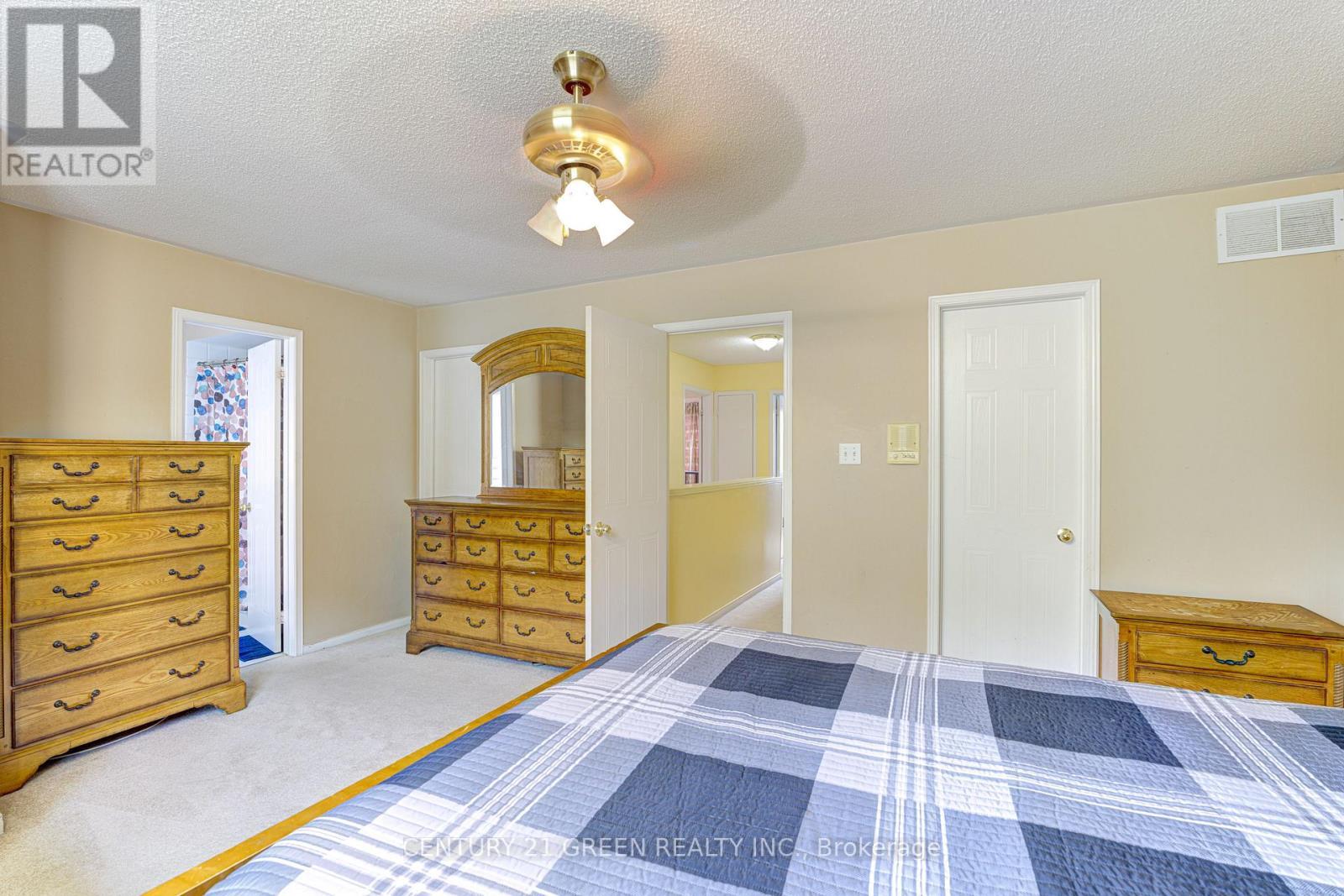 3 Desert Sand Drive, Brampton, ON - Indoor Photo Showing Bedroom