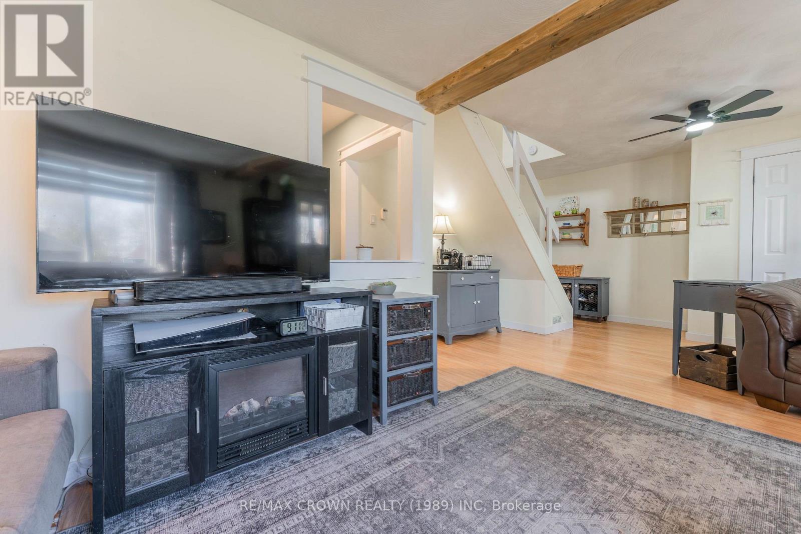 33 Dominion Avenue, Kapuskasing, ON - Indoor With Fireplace