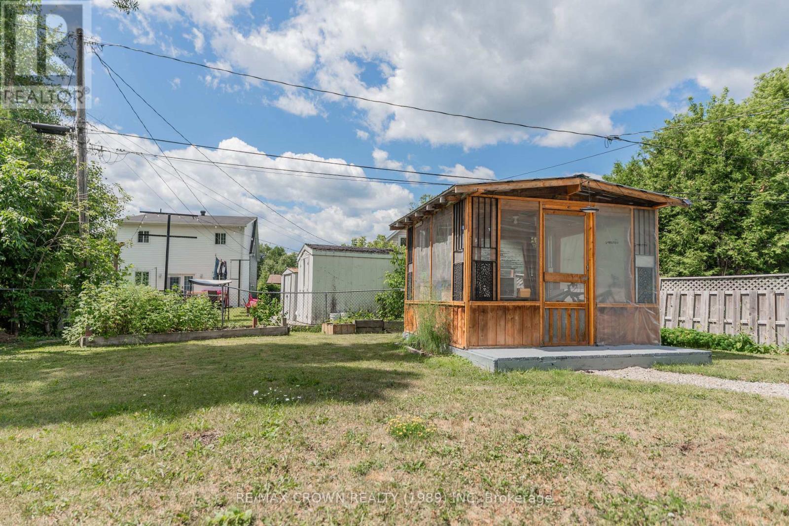 33 Dominion Avenue, Kapuskasing, ON - Outdoor With Deck Patio Veranda