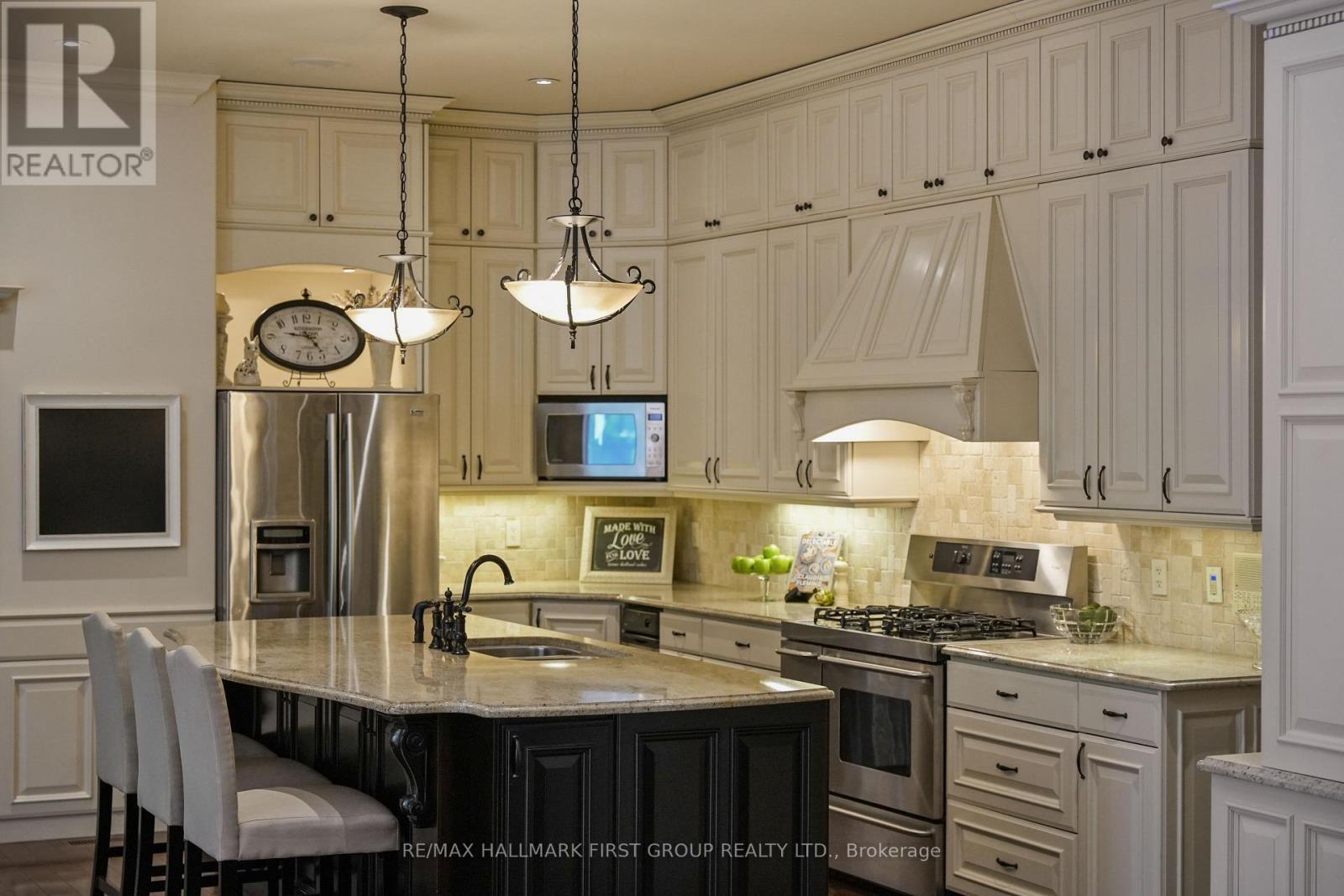 5 Ironwood Crescent, Brighton, ON - Indoor Photo Showing Kitchen With Upgraded Kitchen