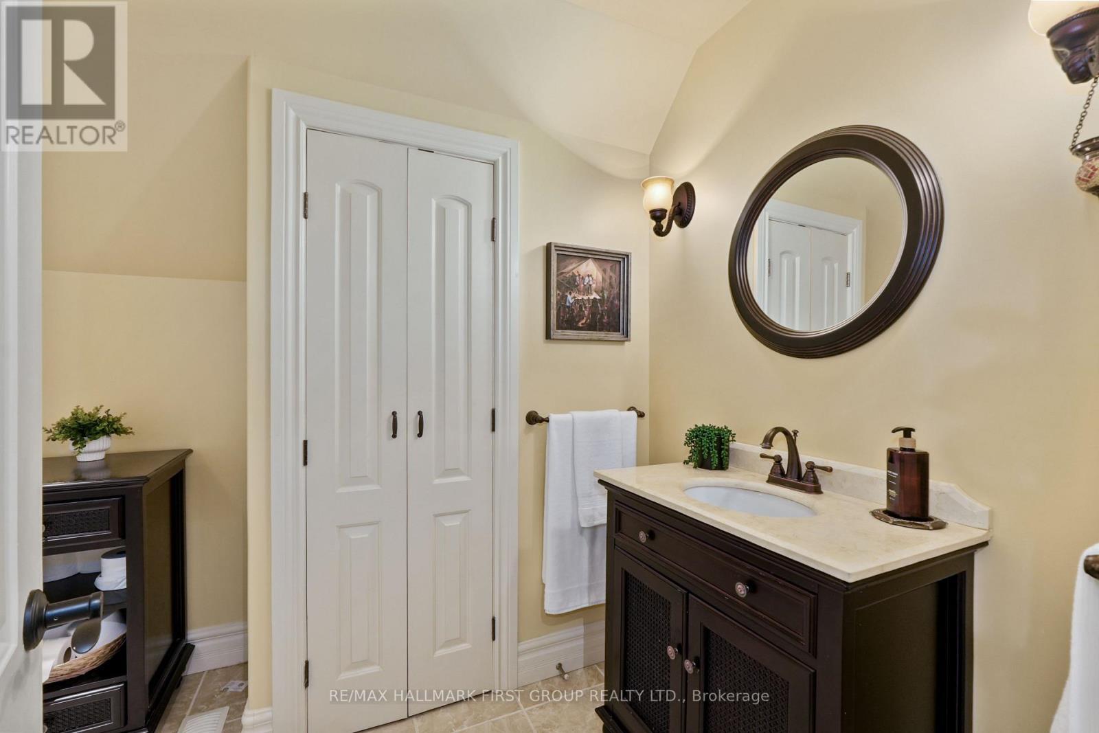 5 Ironwood Crescent, Brighton, ON - Indoor Photo Showing Bathroom
