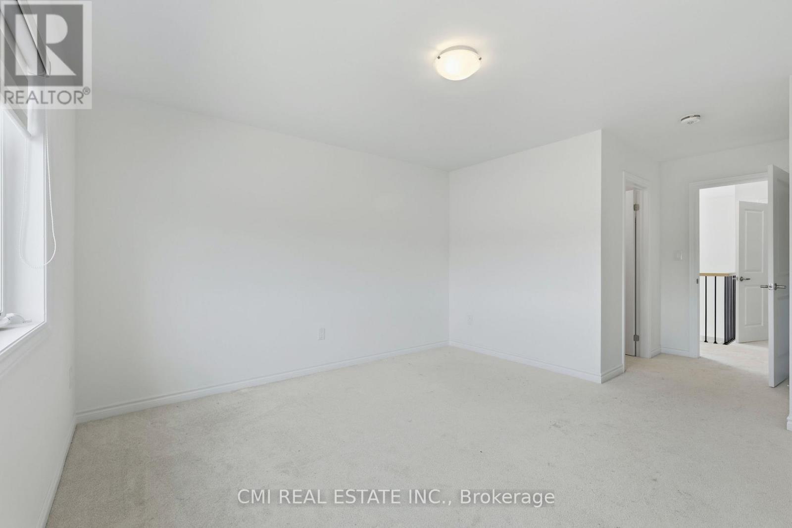 20 Hillcroft Way, Kawartha Lakes, ON - Indoor Photo Showing Other Room
