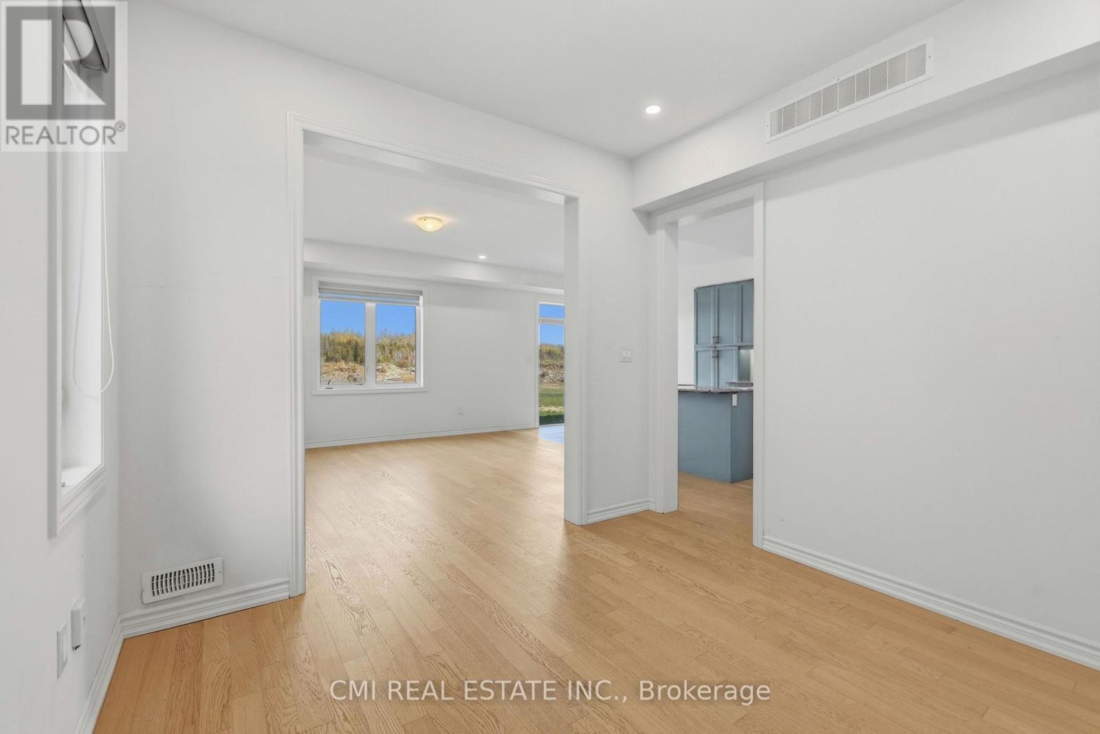 20 Hillcroft Way, Kawartha Lakes, ON - Indoor Photo Showing Other Room