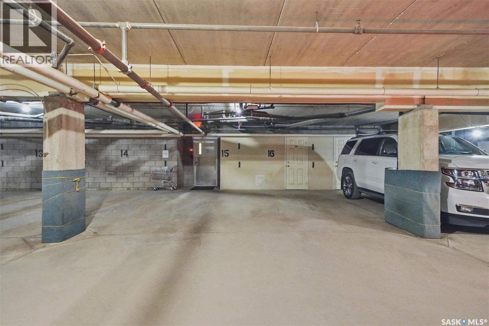 205 435 Main Street, Saskatoon, SK - Indoor Photo Showing Garage