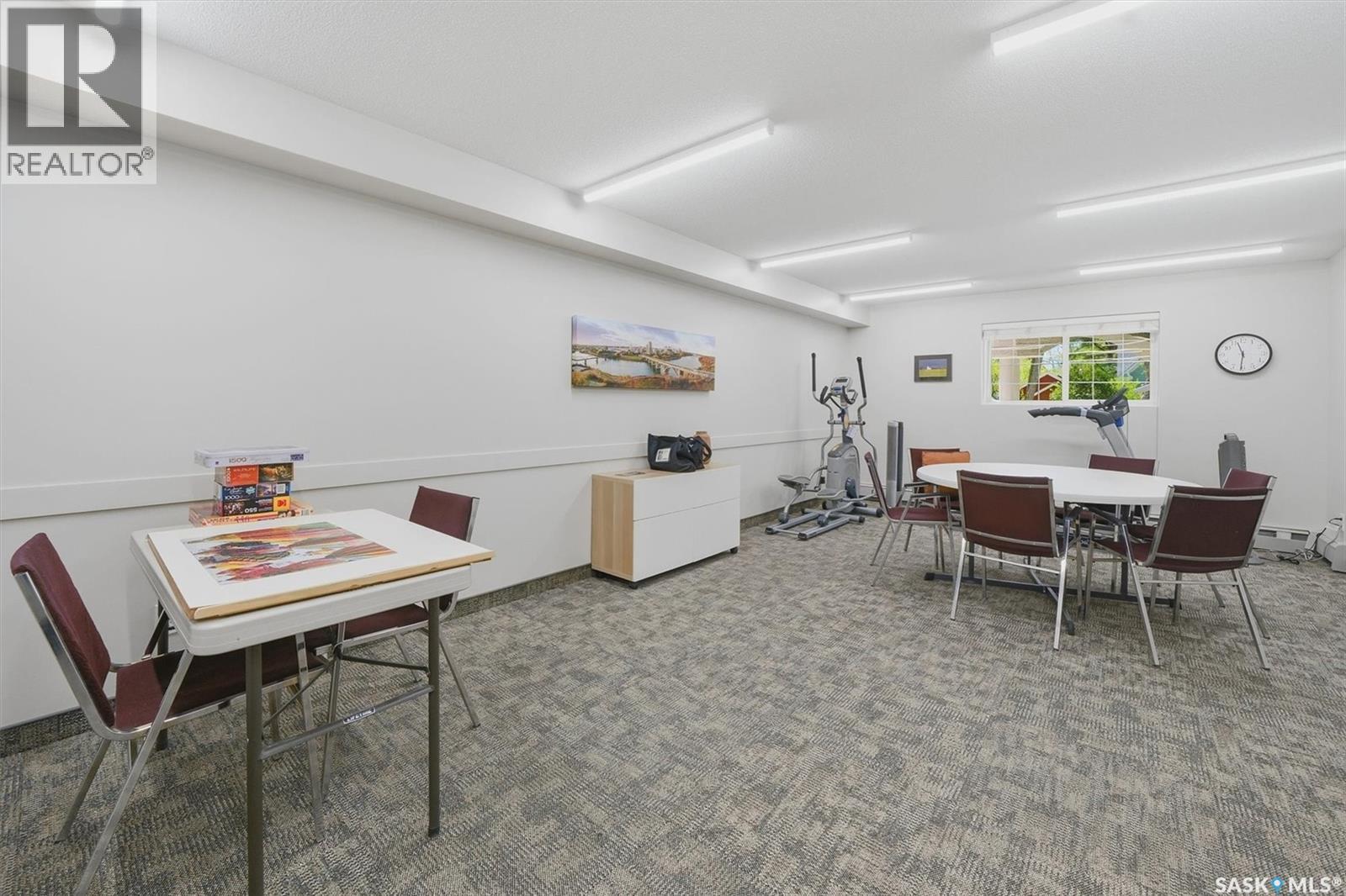 205 435 Main Street, Saskatoon, SK - Indoor
