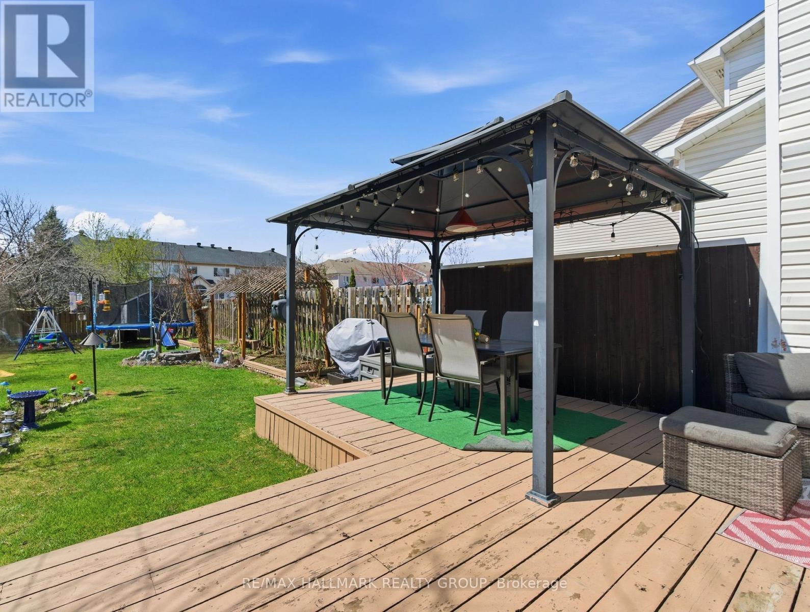 2208 Brockstone Crescent, Ottawa, ON - Outdoor With Deck Patio Veranda