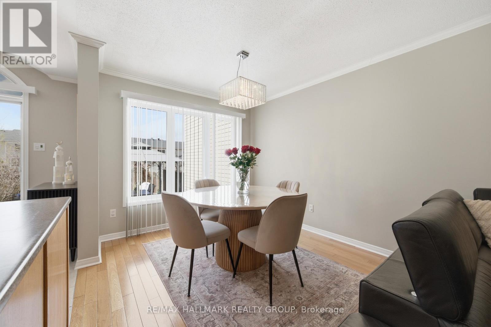 2208 Brockstone Crescent, Ottawa, ON - Indoor Photo Showing Dining Room