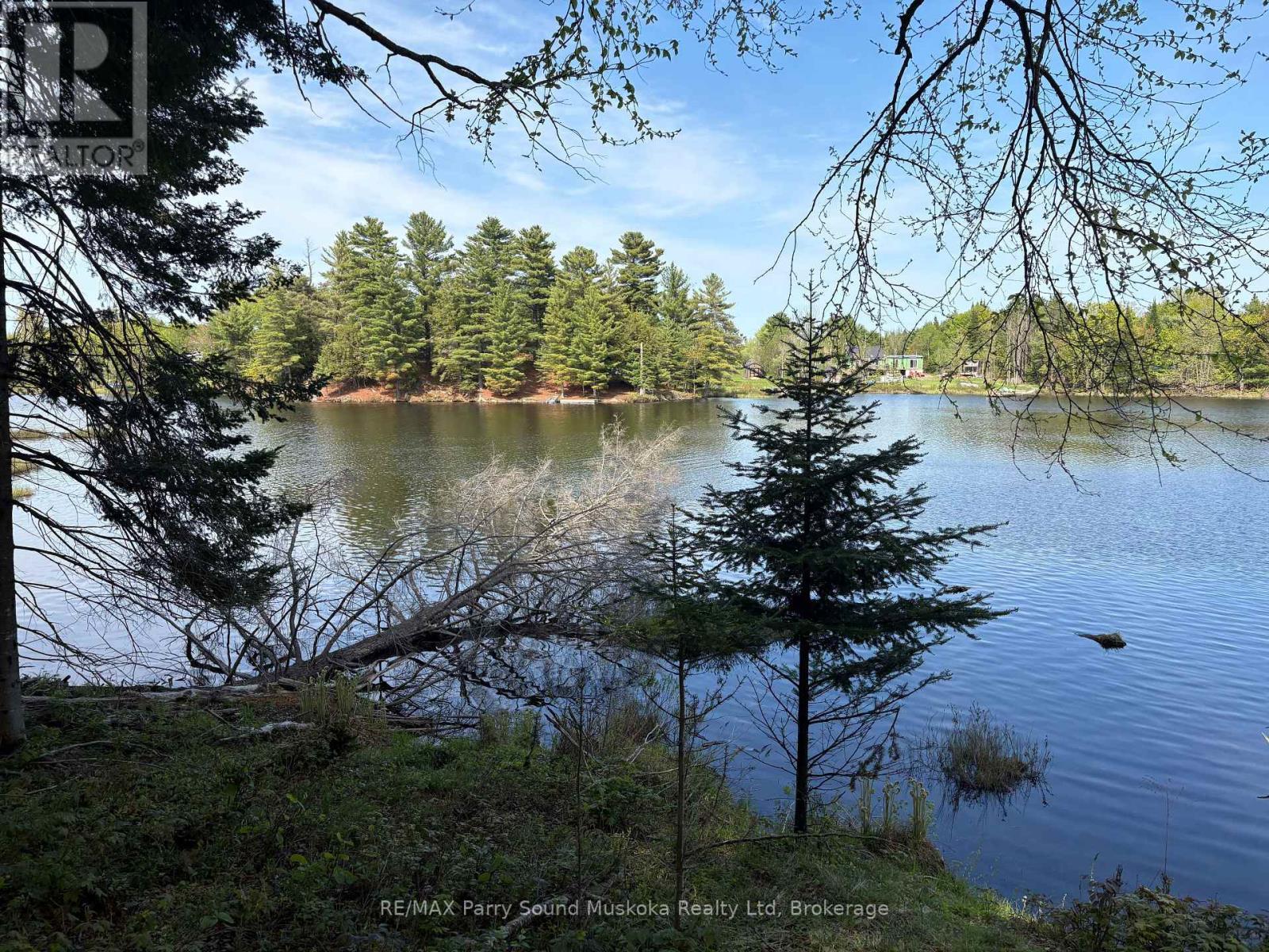 9 Sunnyshore Park Drive, Mckellar, ON