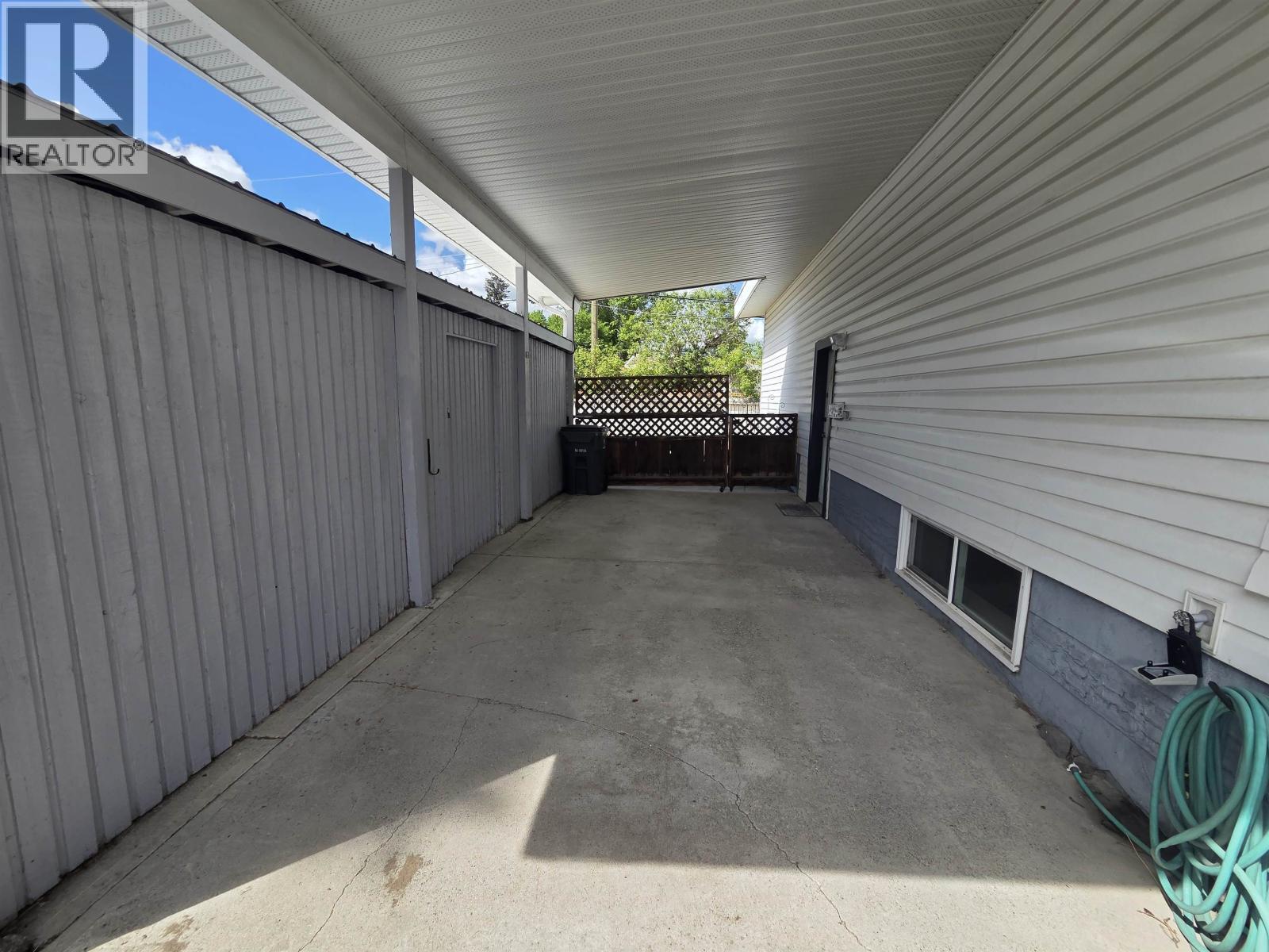 2784 Fairview Crescent, Prince George, BC - Outdoor With Exterior