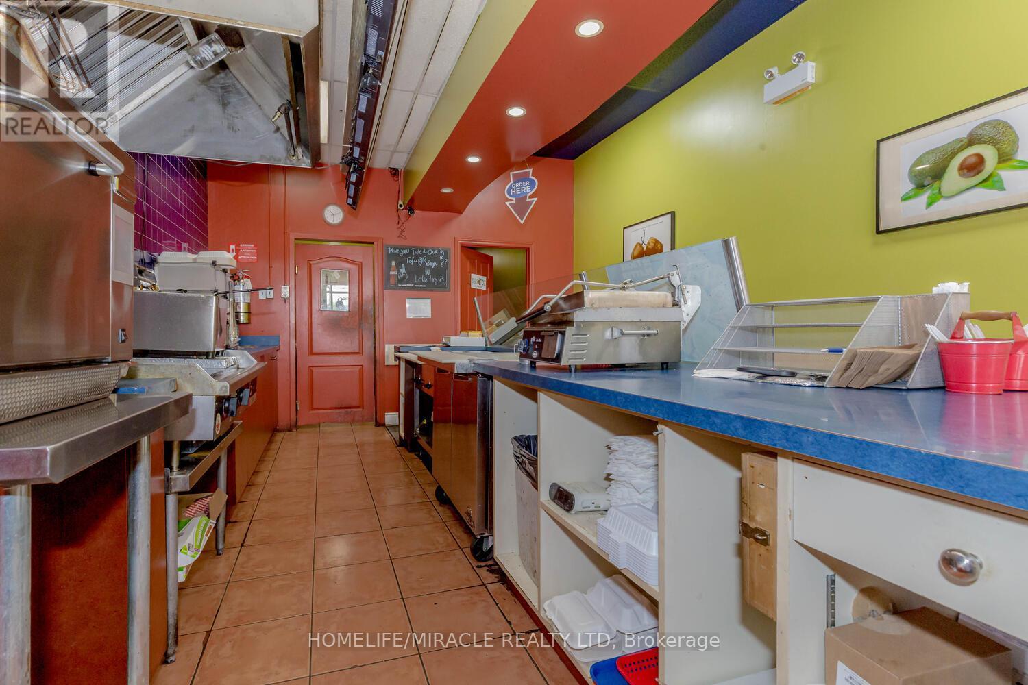 1C - 1035 Brant Street, Burlington, ON