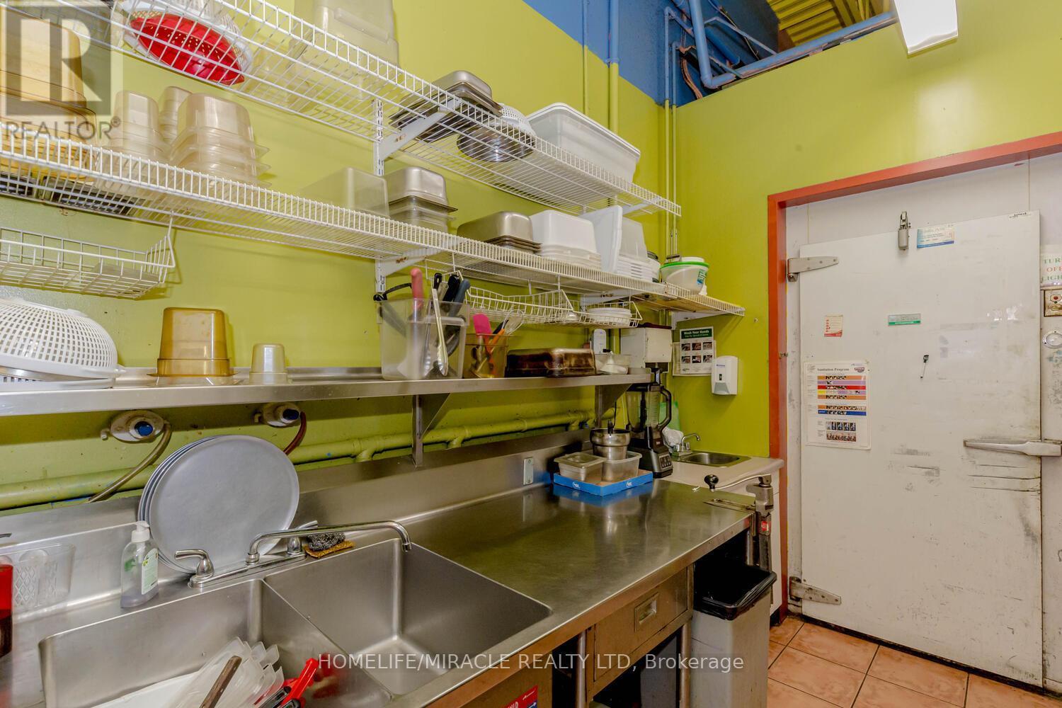 1C - 1035 Brant Street, Burlington, ON