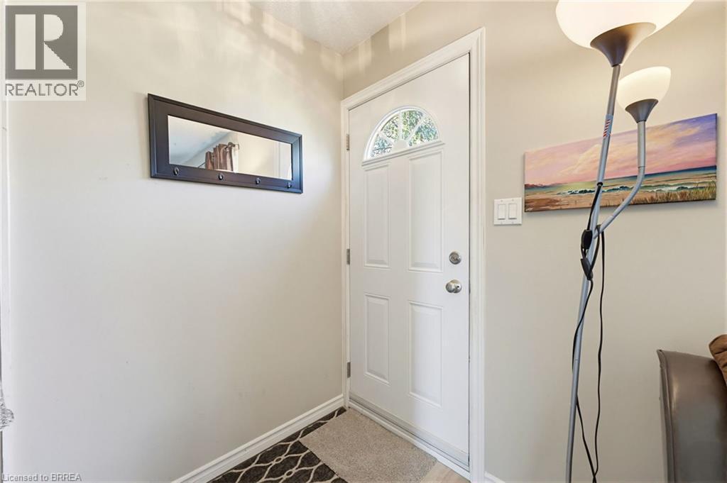 26 Coachwood Road Unit# 6, Brantford, ON - Indoor Photo Showing Other Room