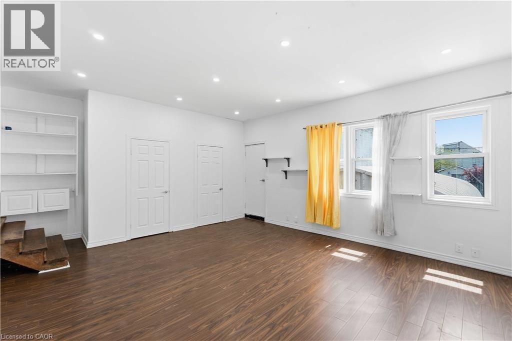 750 Barton Street E Unit# 3, Hamilton, ON - Indoor Photo Showing Other Room