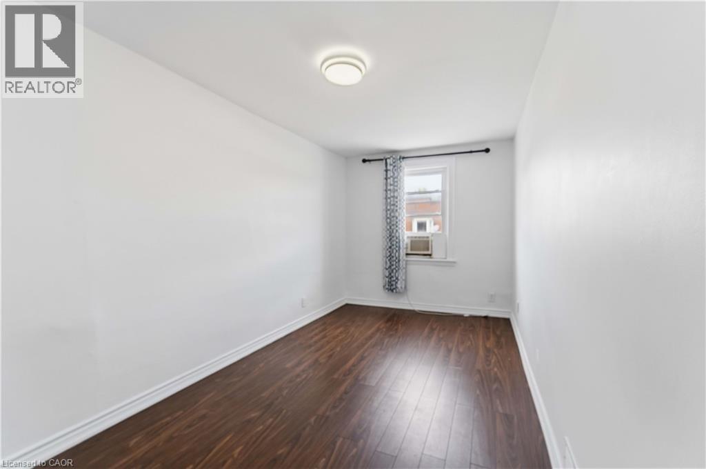 750 Barton Street E Unit# 3, Hamilton, ON - Indoor Photo Showing Other Room