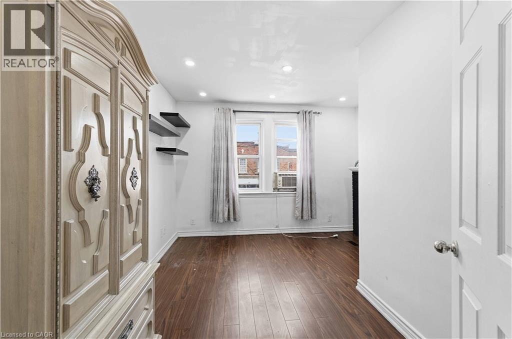 750 Barton Street E Unit# 3, Hamilton, ON - Indoor Photo Showing Other Room