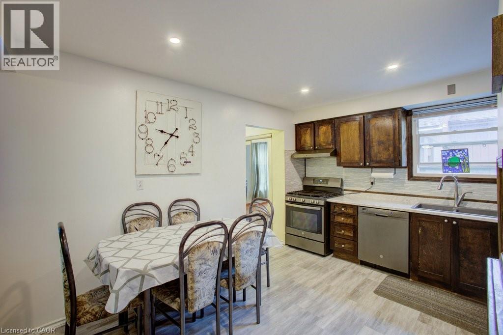 44 Madison Avenue, Orangeville, ON - Indoor