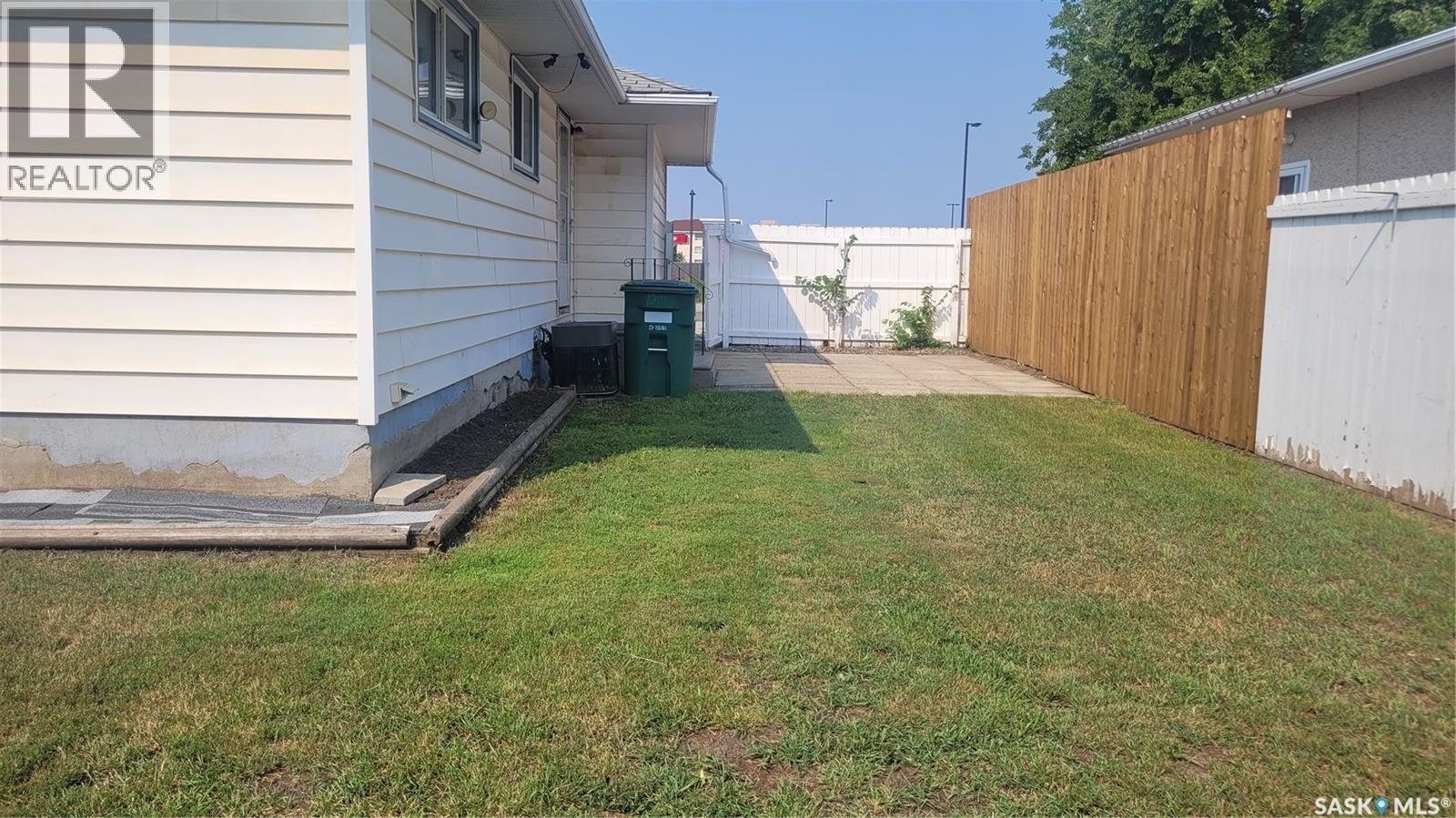 1210 P Avenue N, Saskatoon, SK - Outdoor With Exterior