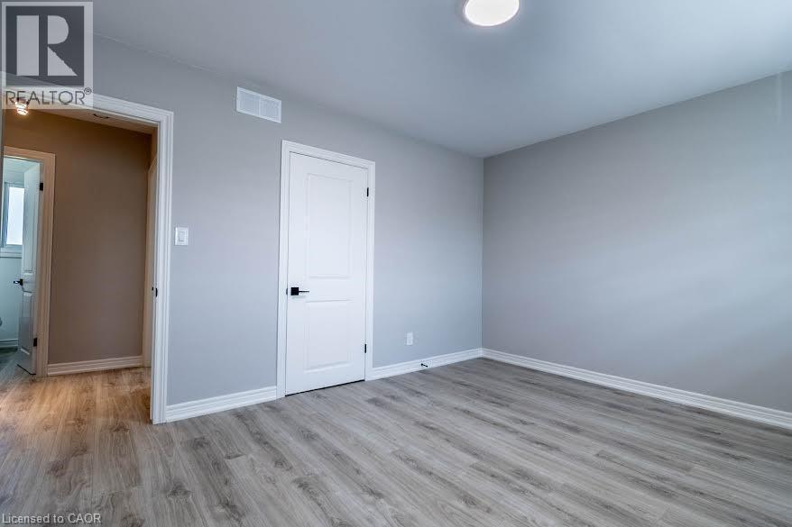 261 Scott Street Unit# B, St. Catharines, ON - Indoor Photo Showing Other Room