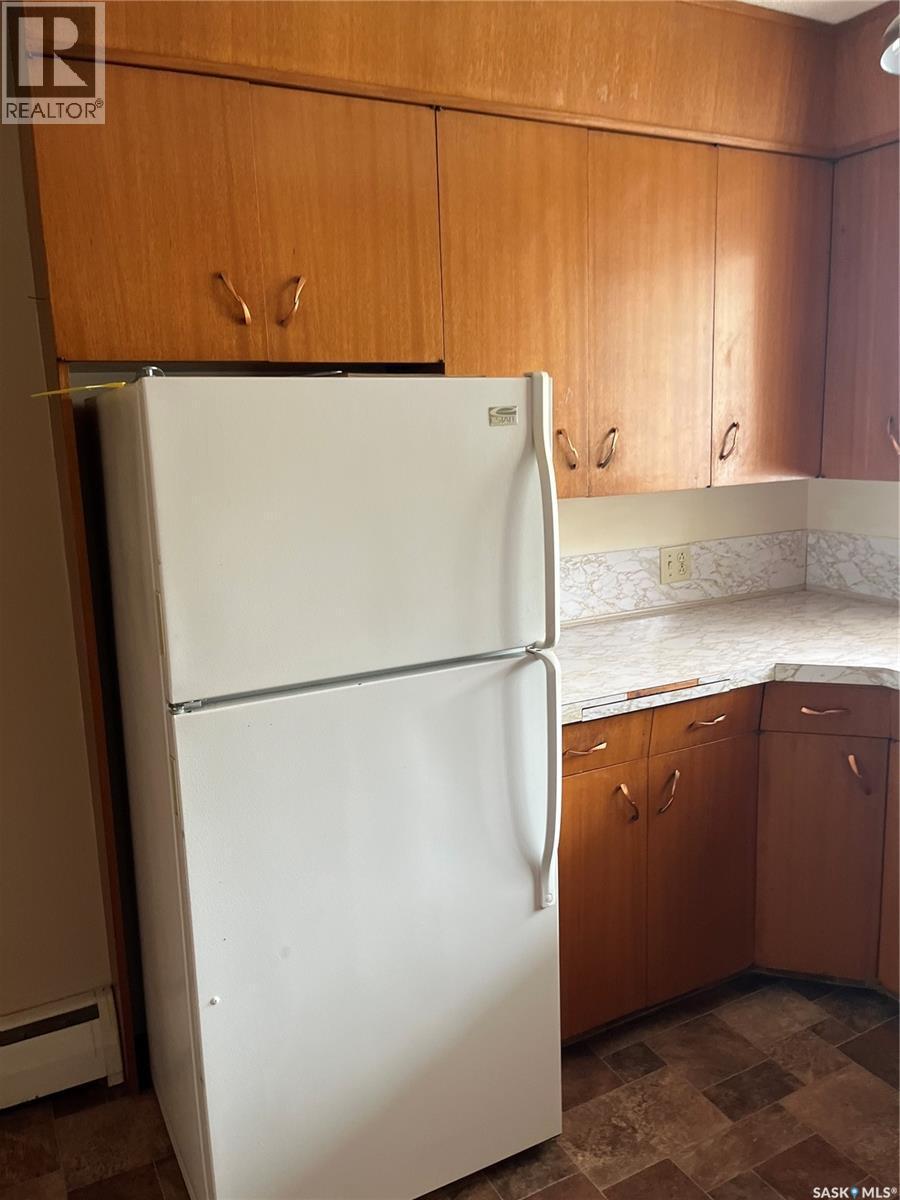67 Bradbrooke Drive, Yorkton, SK - Indoor Photo Showing Kitchen
