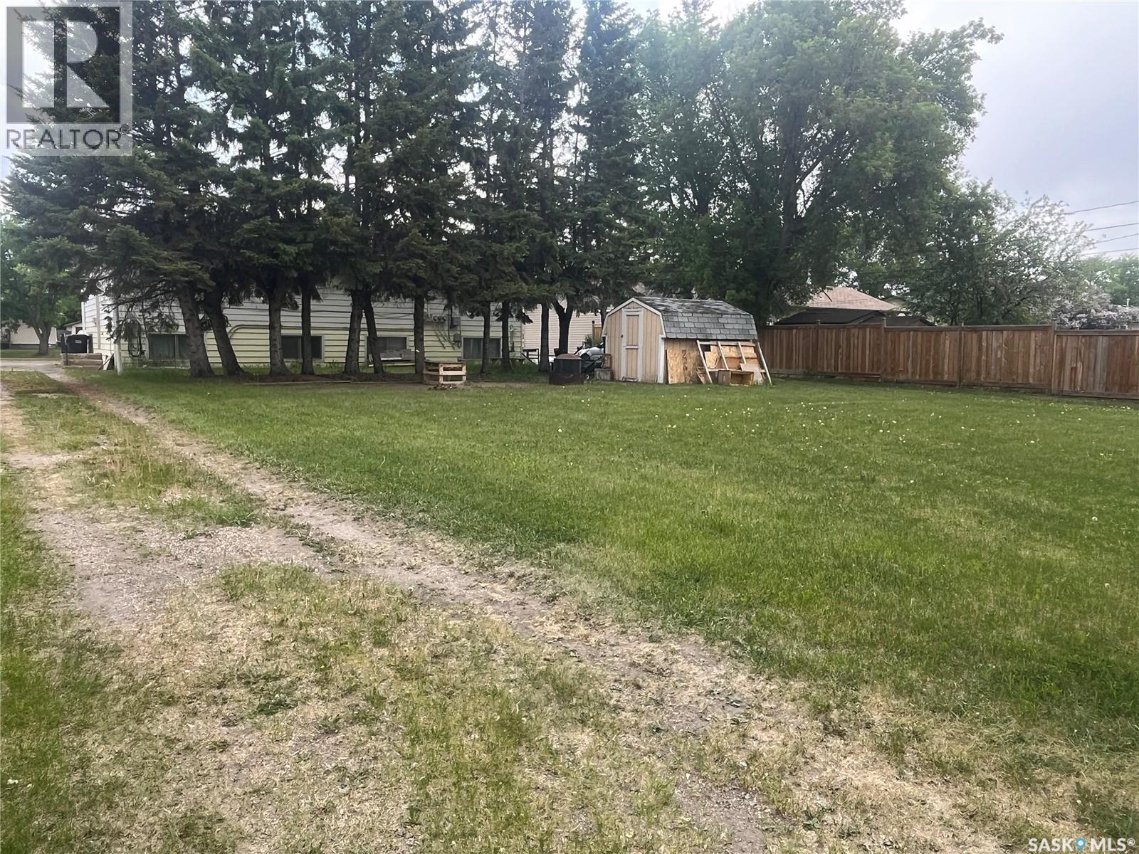 67 Bradbrooke Drive, Yorkton, SK - Outdoor
