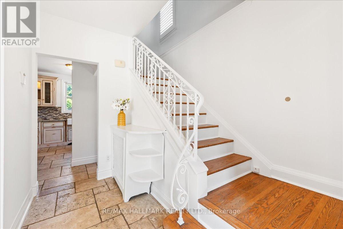 62 Tuxedo Avenue S, Hamilton, ON - Indoor Photo Showing Other Room