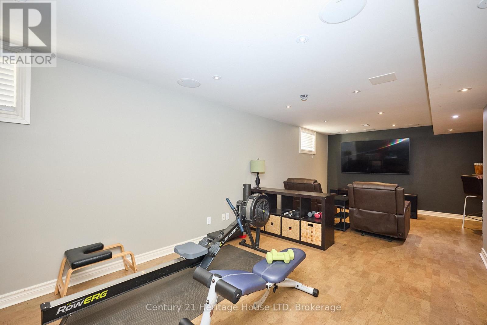 4 Arlene Street, St. Catharines (Rykert/Vansickle), ON - Indoor Photo Showing Gym Room