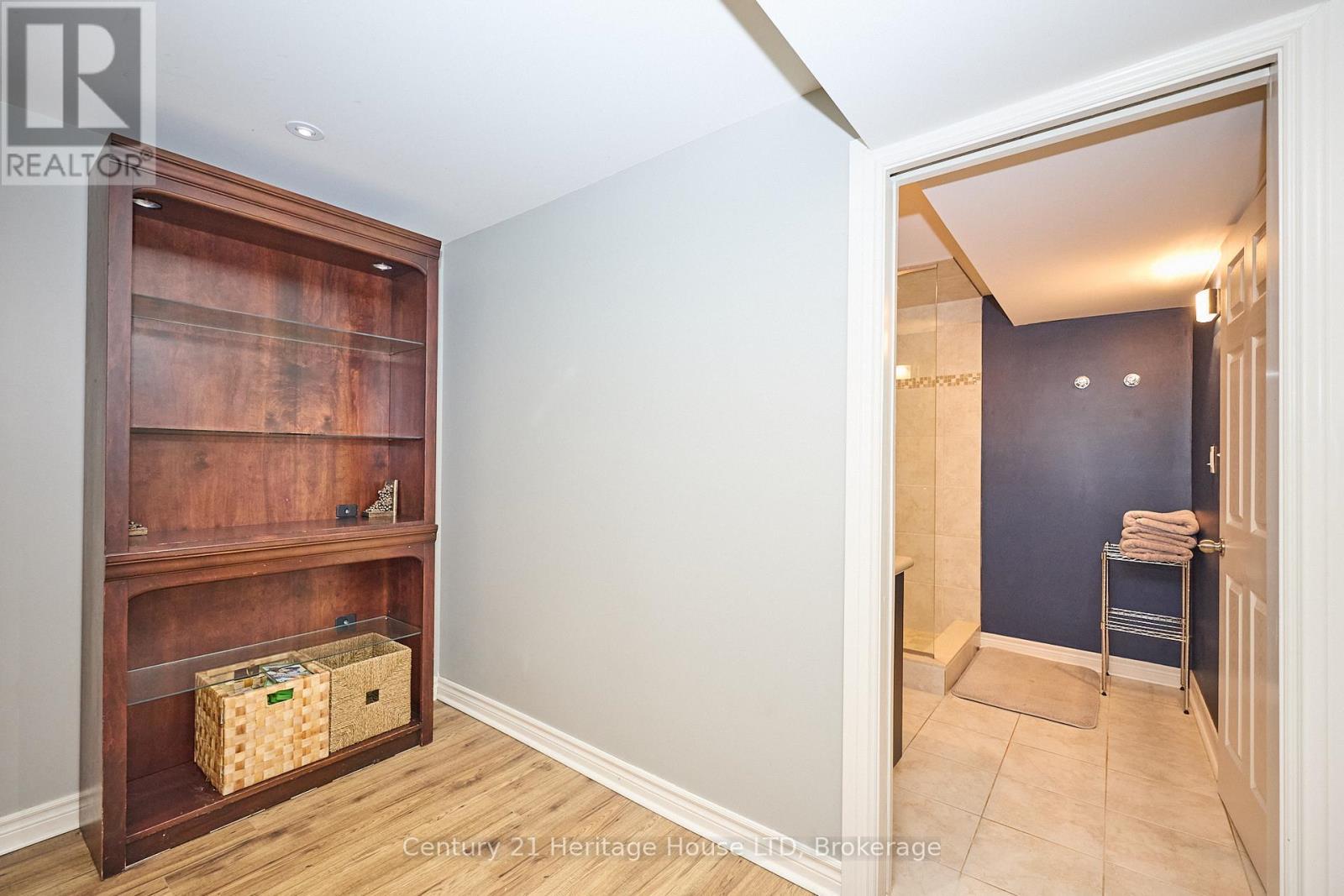 4 Arlene Street, St. Catharines (Rykert/Vansickle), ON - Indoor Photo Showing Other Room