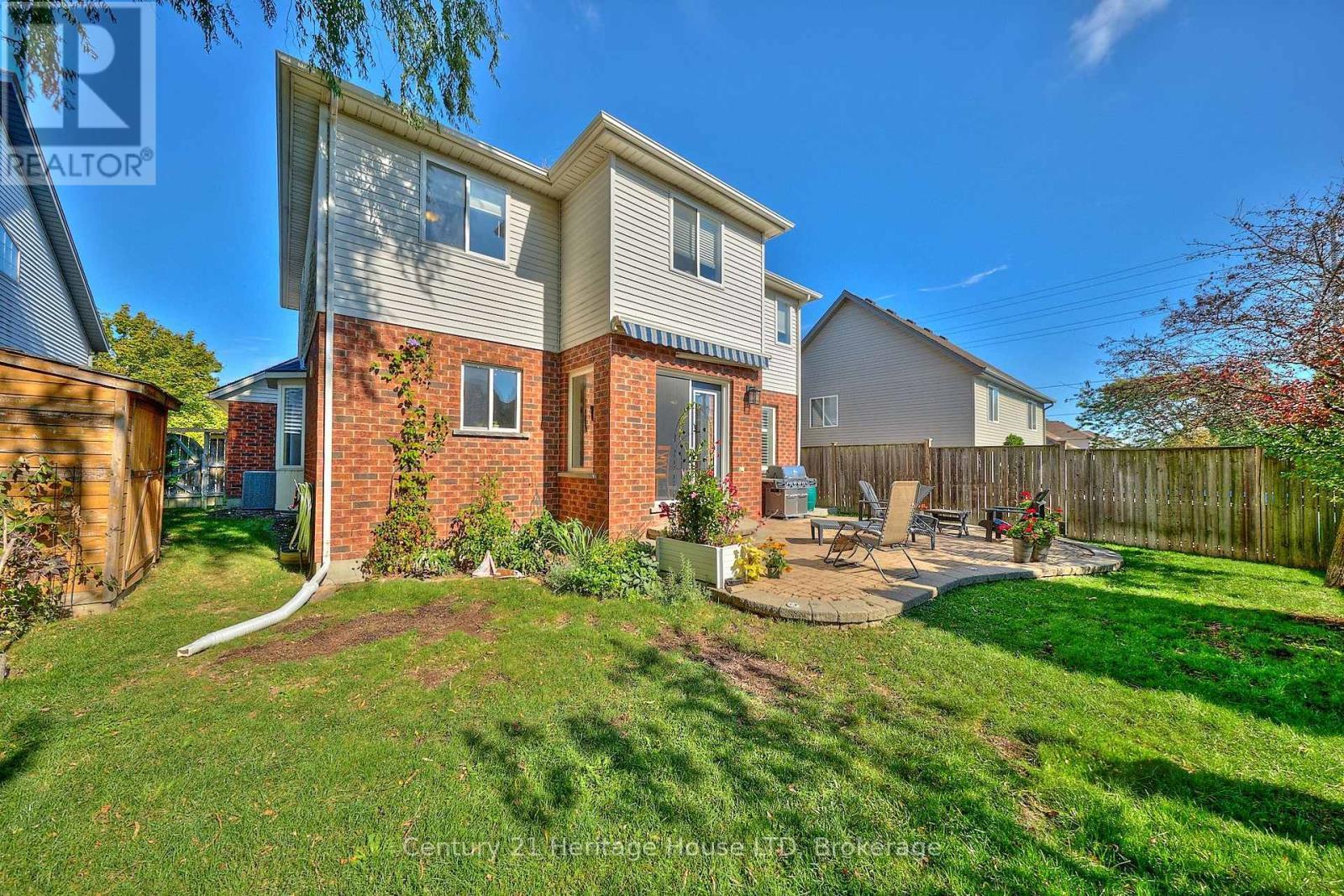 4 Arlene Street, St. Catharines (Rykert/Vansickle), ON - Outdoor