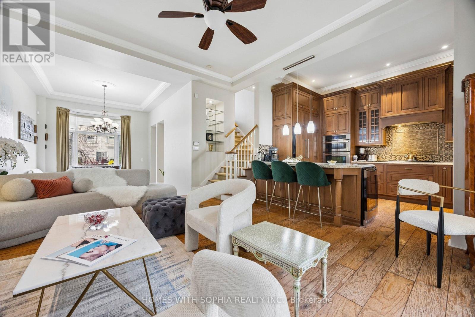 Family room and open concept kitchen - 162 Glenvale Boulevard, Toronto, ON - Indoor Photo Showing Living Room