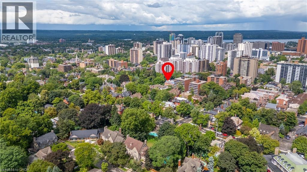 View of urban area - 46 Herkimer Street Unit# 2, Hamilton, ON - Outdoor With View