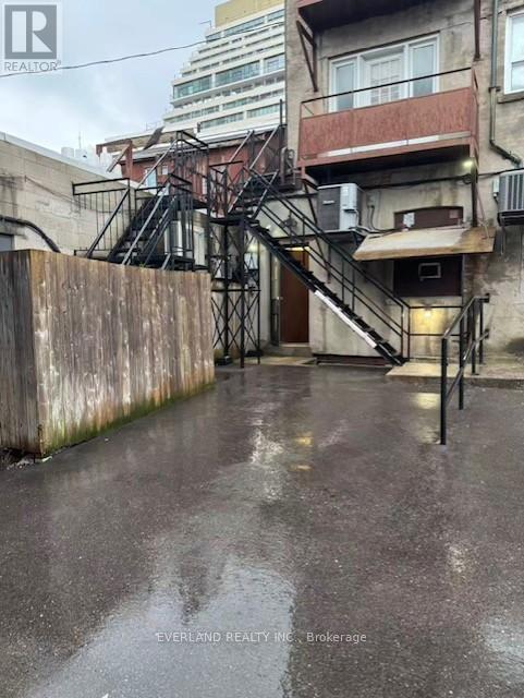 2515 Yonge Street, Toronto, ON