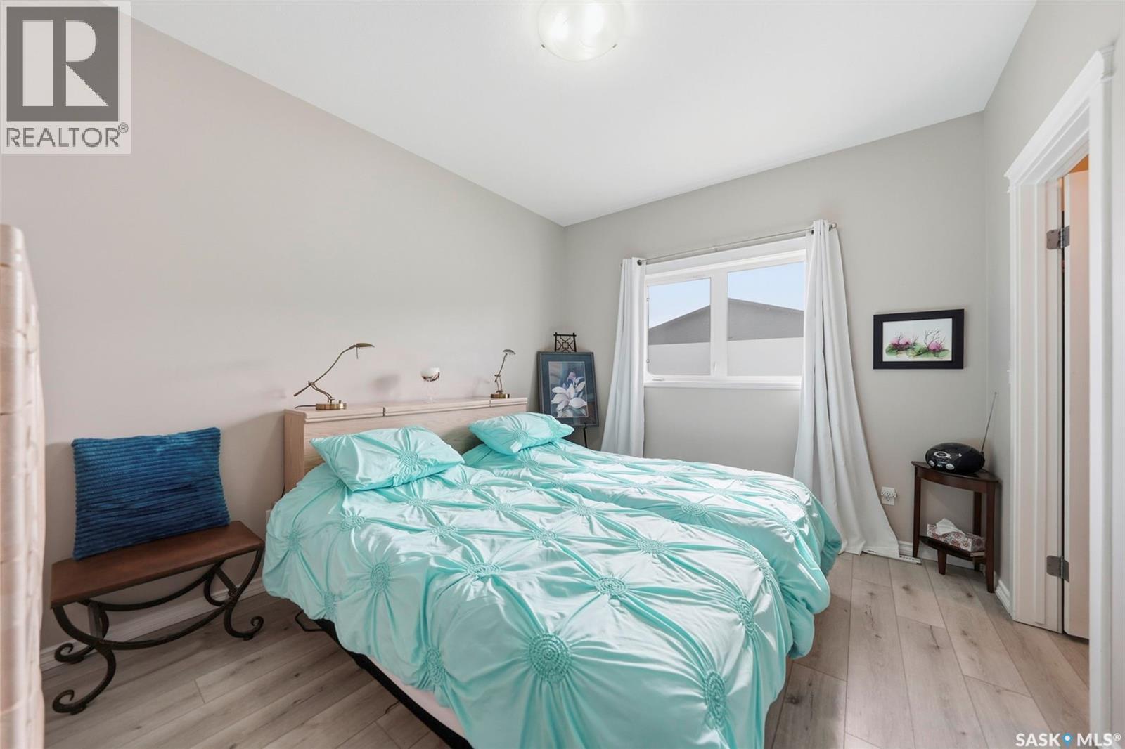 8 320 3Rd Street, Osler, SK - Indoor Photo Showing Bedroom